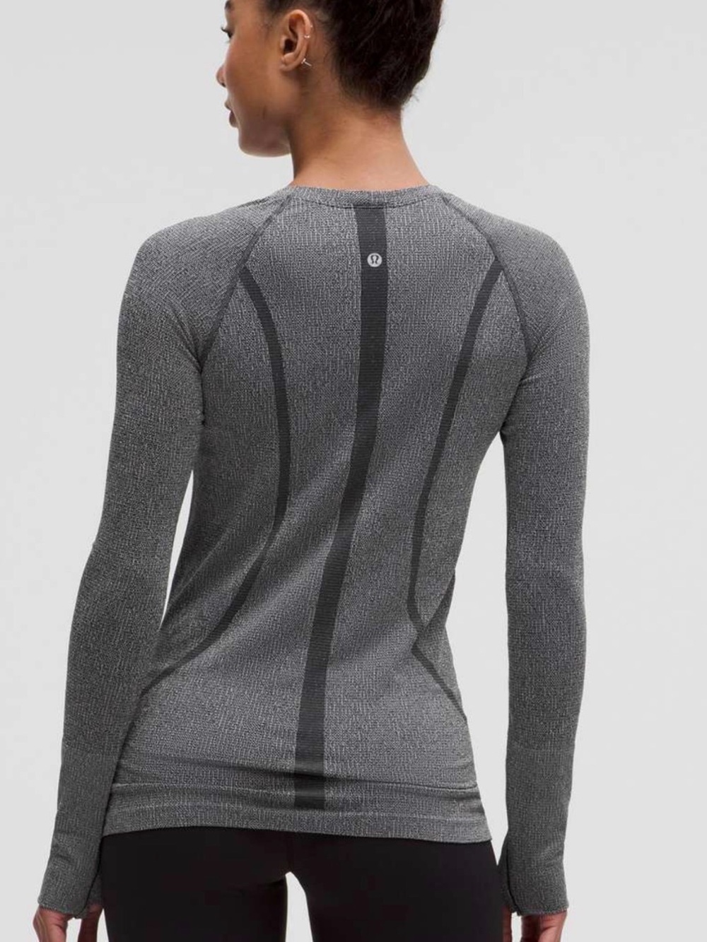 lululemon athletica Gray Seamless Long-Sleeve Performance Top - Picture 10 of 10